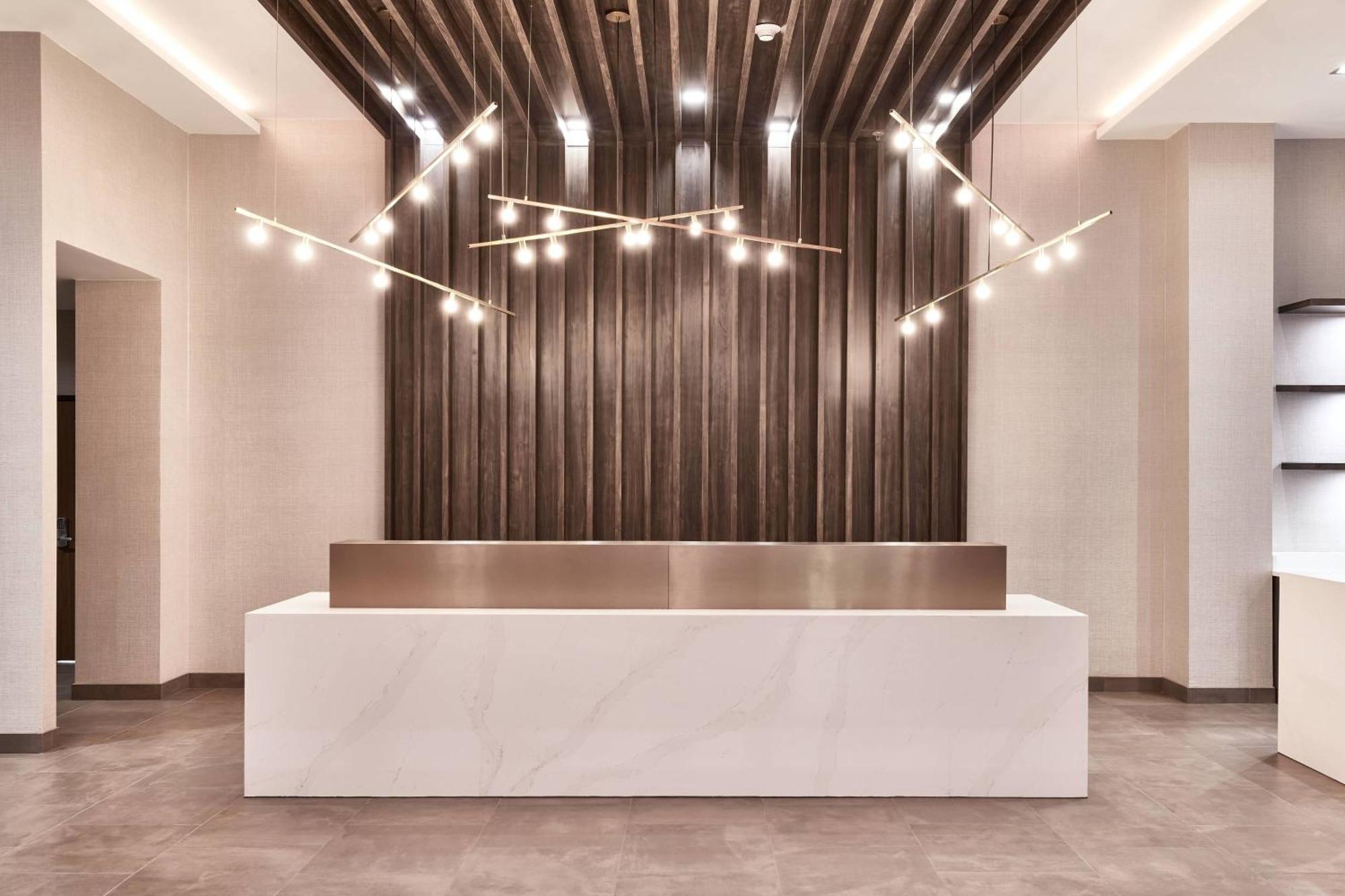 Ac Hotel By Marriott Columbus Downtown エクステリア 写真